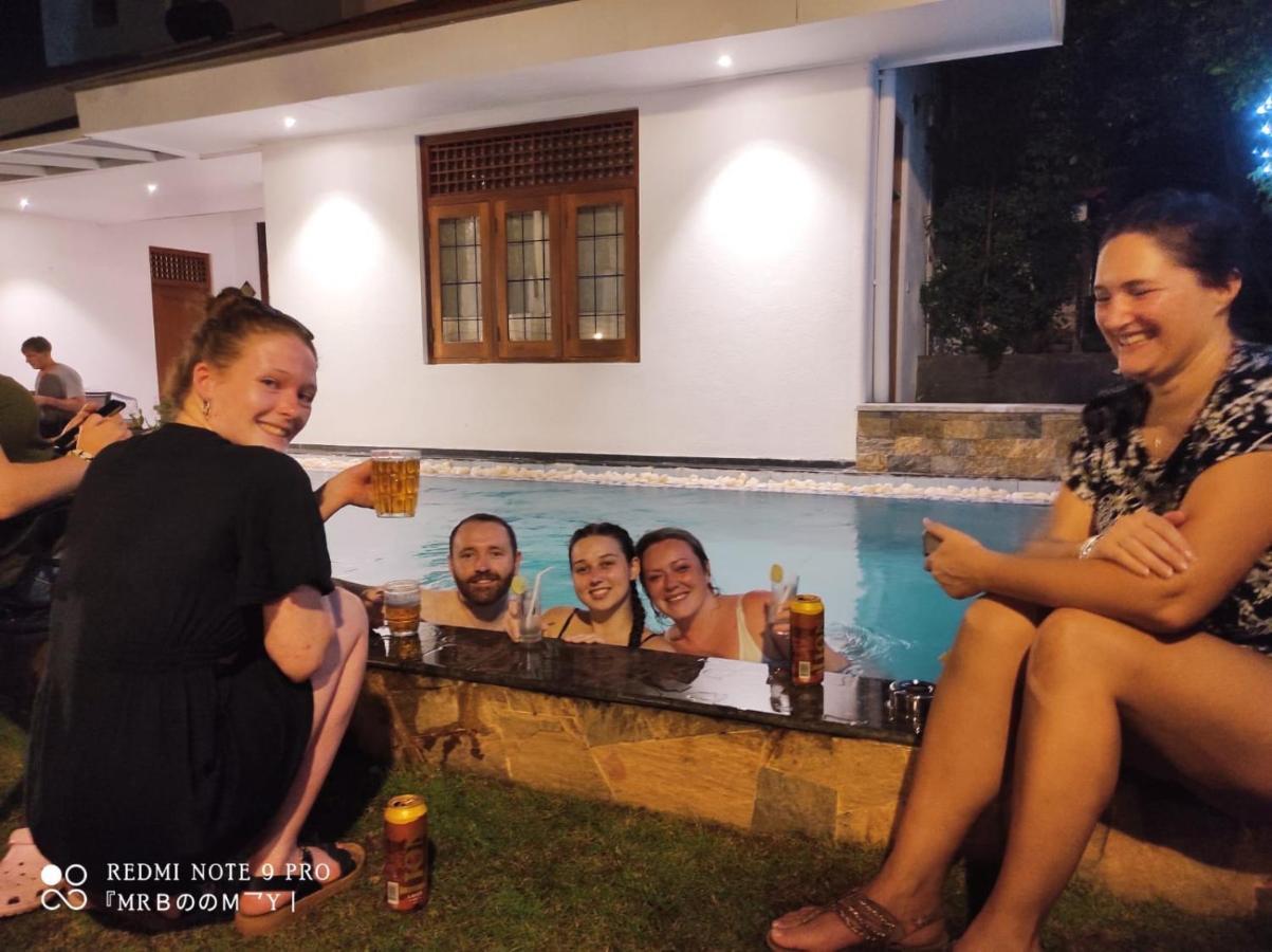 Suriya Arana Bed & Breakfast Negombo Dış mekan fotoğraf