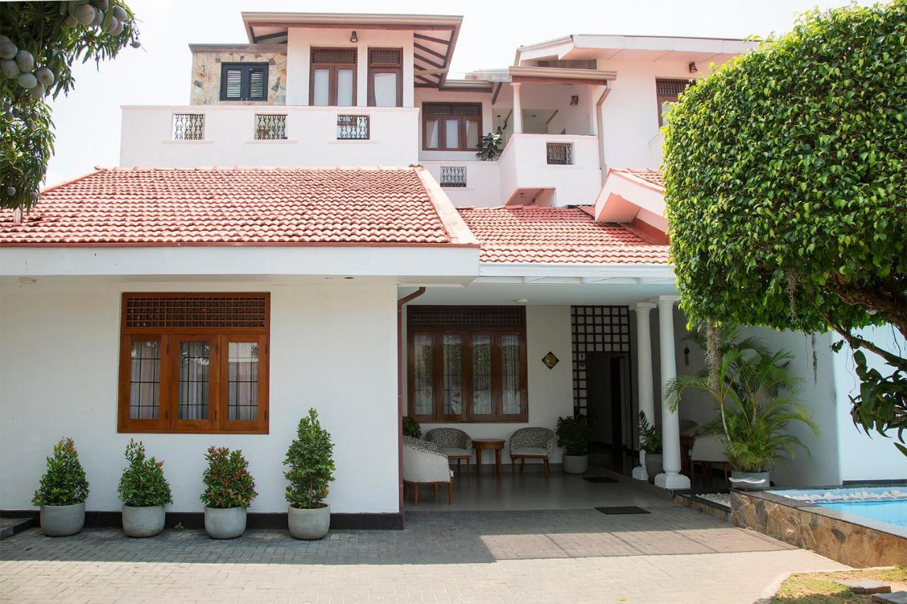 Suriya Arana Bed & Breakfast Negombo Dış mekan fotoğraf