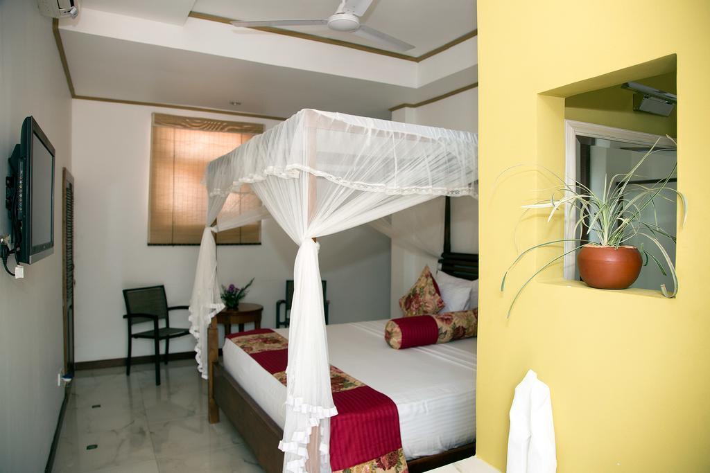 Suriya Arana Bed & Breakfast Negombo Dış mekan fotoğraf