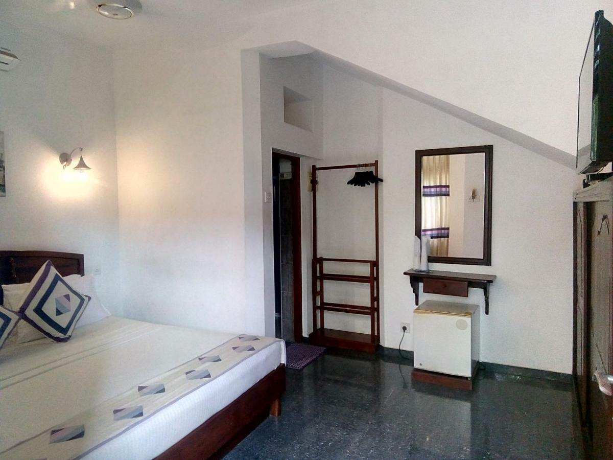 Suriya Arana Bed & Breakfast Negombo Dış mekan fotoğraf