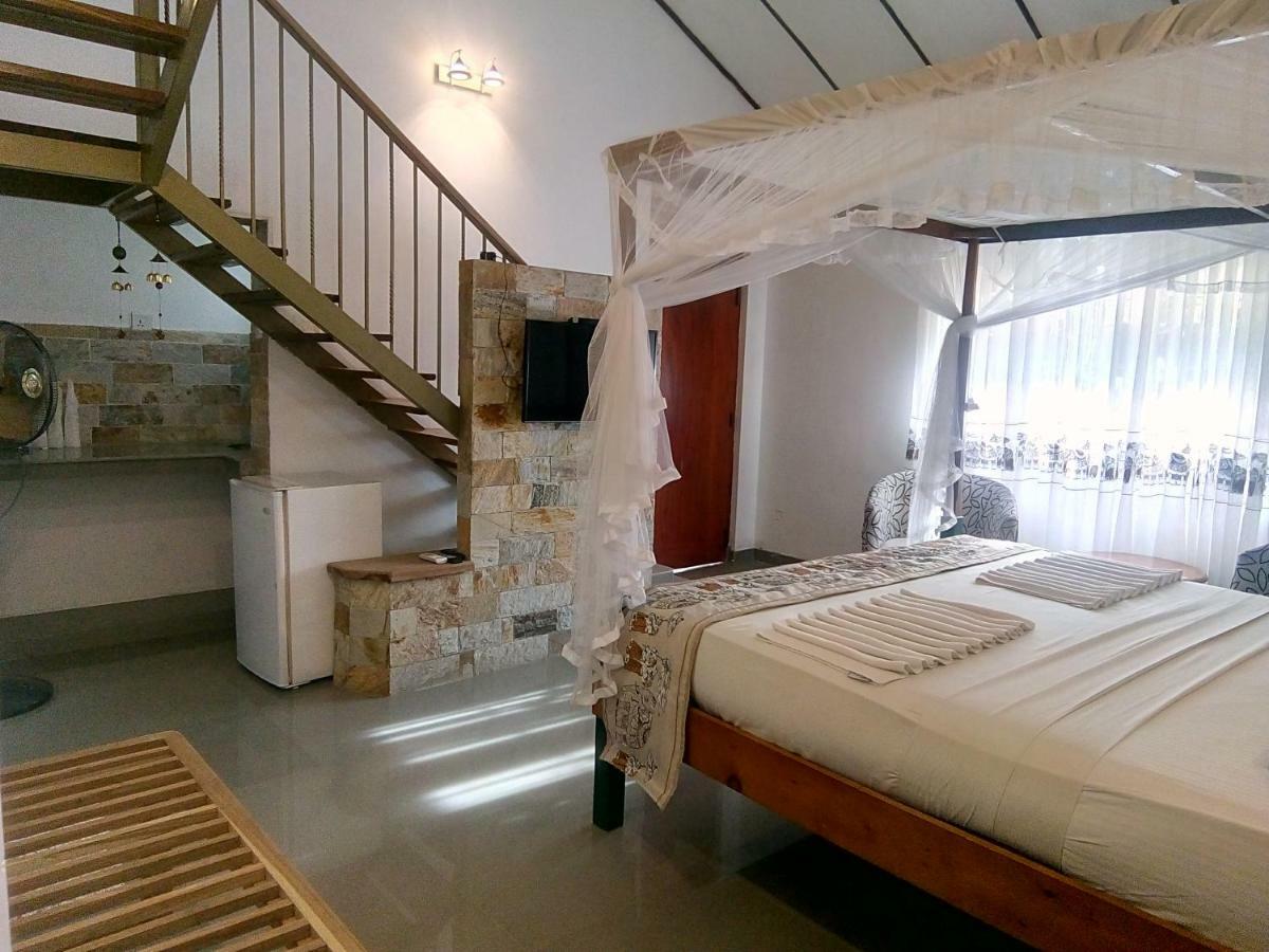 Suriya Arana Bed & Breakfast Negombo Dış mekan fotoğraf