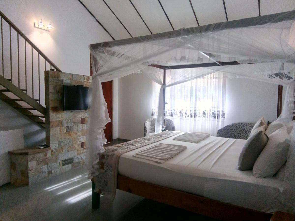 Suriya Arana Bed & Breakfast Negombo Dış mekan fotoğraf